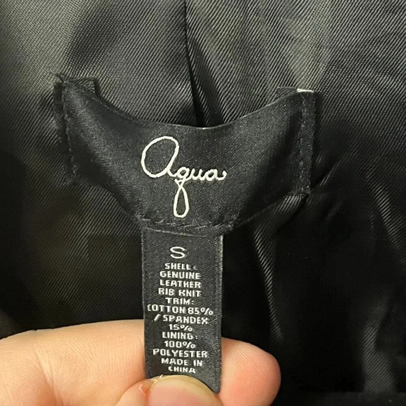 Women’s Agua Jacket Size Small - Picture 3 of 7